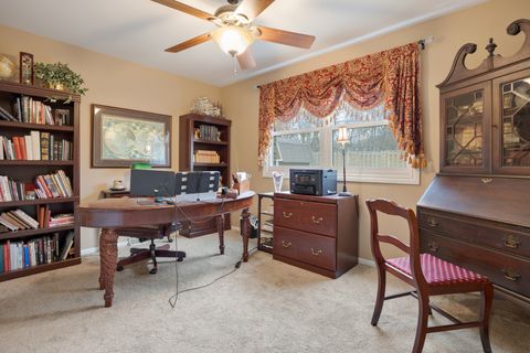 Tiny photo for 23w531 W Walnut Street, Roselle, IL 60172 (MLS # 12607378)
