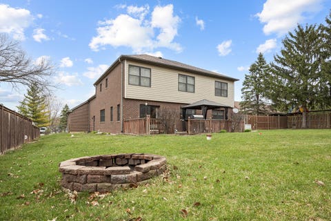 Tiny photo for 23w531 W Walnut Street, Roselle, IL 60172 (MLS # 12607378)