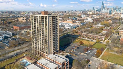 Tiny photo for 2901 S Michigan Avenue #908, Chicago, IL 60616 (MLS # 12516824)