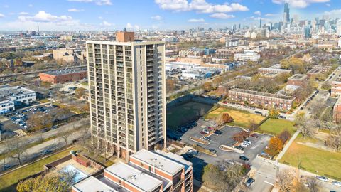 Tiny photo for 2901 S Michigan Avenue #908, Chicago, IL 60616 (MLS # 12516824)