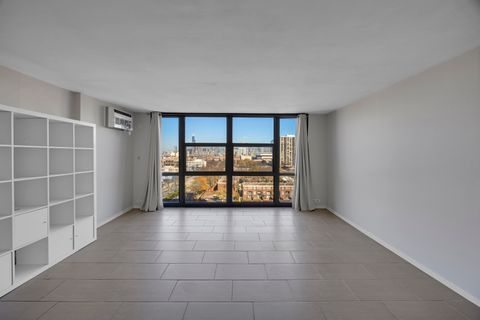 Tiny photo for 2901 S Michigan Avenue #908, Chicago, IL 60616 (MLS # 12516824)
