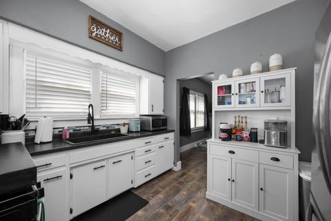 Tiny photo for 716 Morton Avenue, Kewanee, IL 61443 (MLS # 12589255)