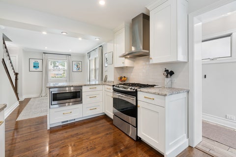 Tiny photo for 447 Ridge Avenue, Clarendon Hills, IL 60514 (MLS # 12730375)