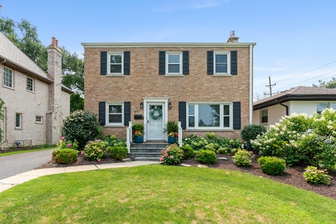 Photo of 447 Ridge Avenue, Clarendon Hills, IL 60514 (MLS # 12730375)