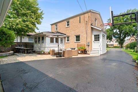 Tiny photo for 447 Ridge Avenue, Clarendon Hills, IL 60514 (MLS # 12730375)