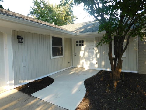 Tiny photo for 212 N Pinecrest Road, Bolingbrook, IL 60440 (MLS # 12752256)