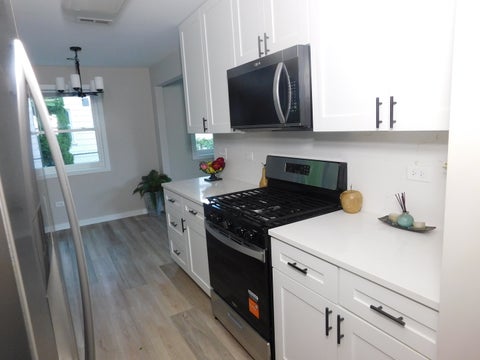 Tiny photo for 212 N Pinecrest Road, Bolingbrook, IL 60440 (MLS # 12752256)