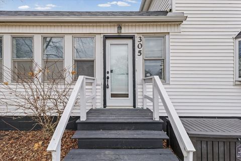 Tiny photo for 305 S OAK Street, Buckley, IL 60918 (MLS # 12578918)
