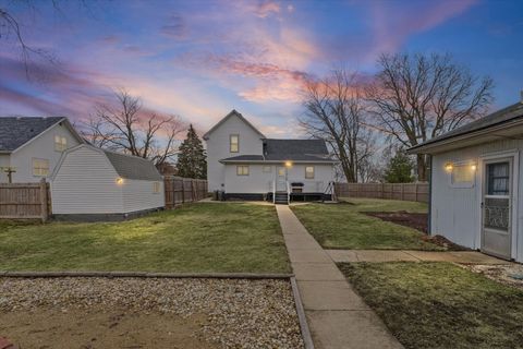 Tiny photo for 305 S OAK Street, Buckley, IL 60918 (MLS # 12578918)