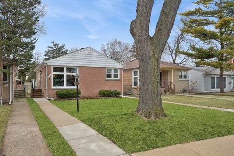 Photo of 826 Brown Avenue, Evanston, IL 60202 (MLS # 12532720)