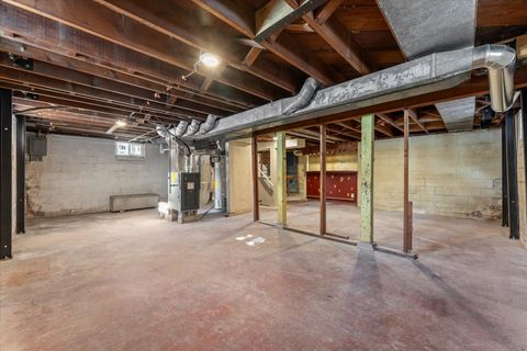 Tiny photo for 1407 W Clark Street, Champaign, IL 61821 (MLS # 12514956)