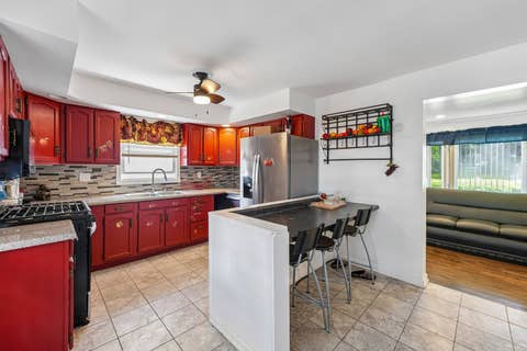 Tiny photo for 3021 Enterprise Park Avenue, South Chicago Heights, IL 60411 (MLS # 12685331)