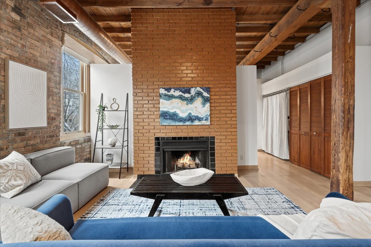 2510 N Wayne Avenue 308