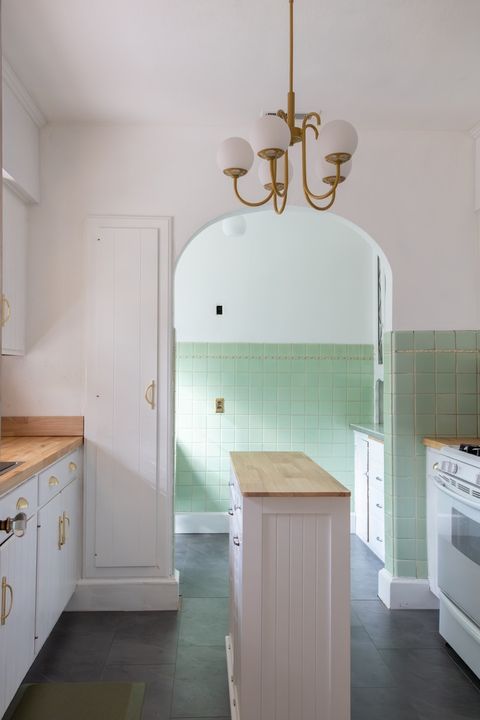 Tiny photo for 1619 GRANT Avenue, Rockford, IL 61103 (MLS # 12496624)