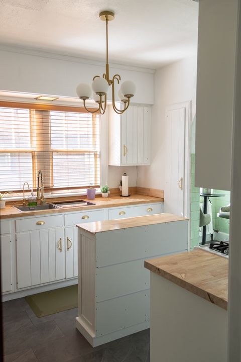 Tiny photo for 1619 GRANT Avenue, Rockford, IL 61103 (MLS # 12496624)