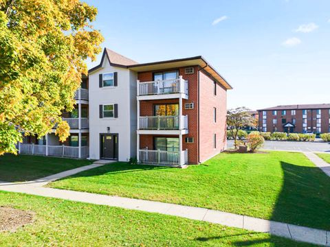 291 Gregory Street 6 Aurora IL 60504