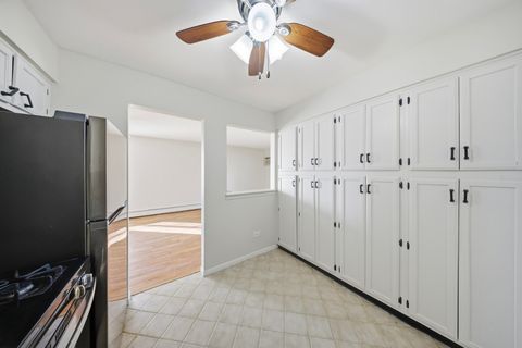 Tiny photo for 291 Gregory Street #6, Aurora, IL 60504 (MLS # 12505484)