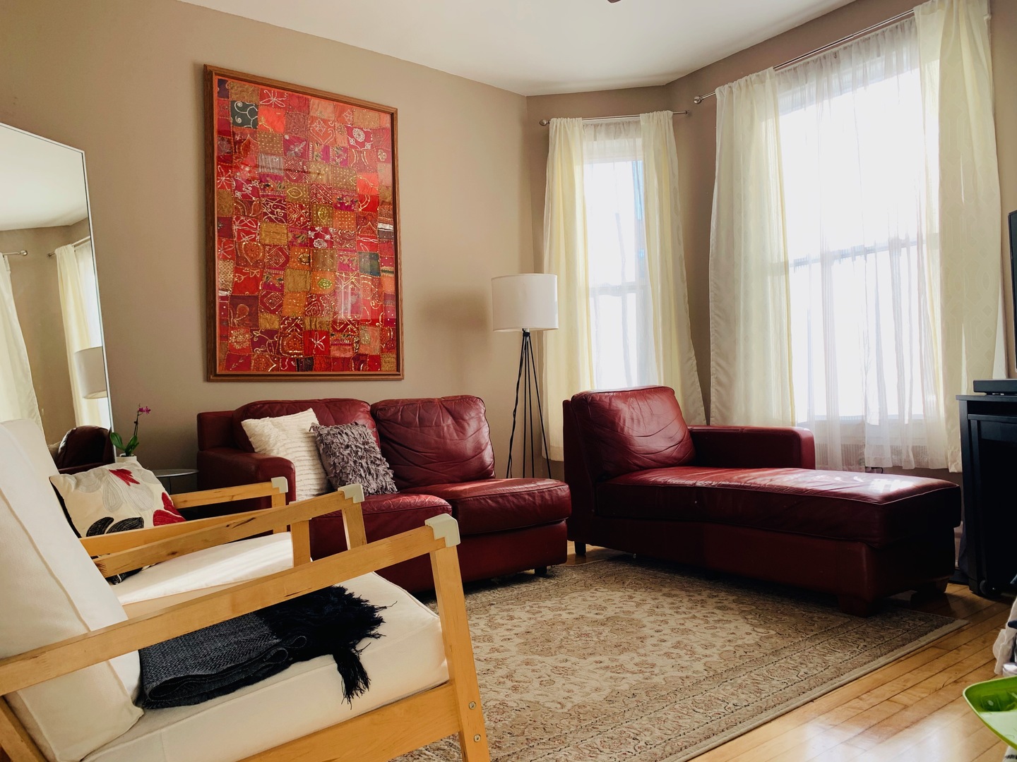 3837 N Kedzie Avenue