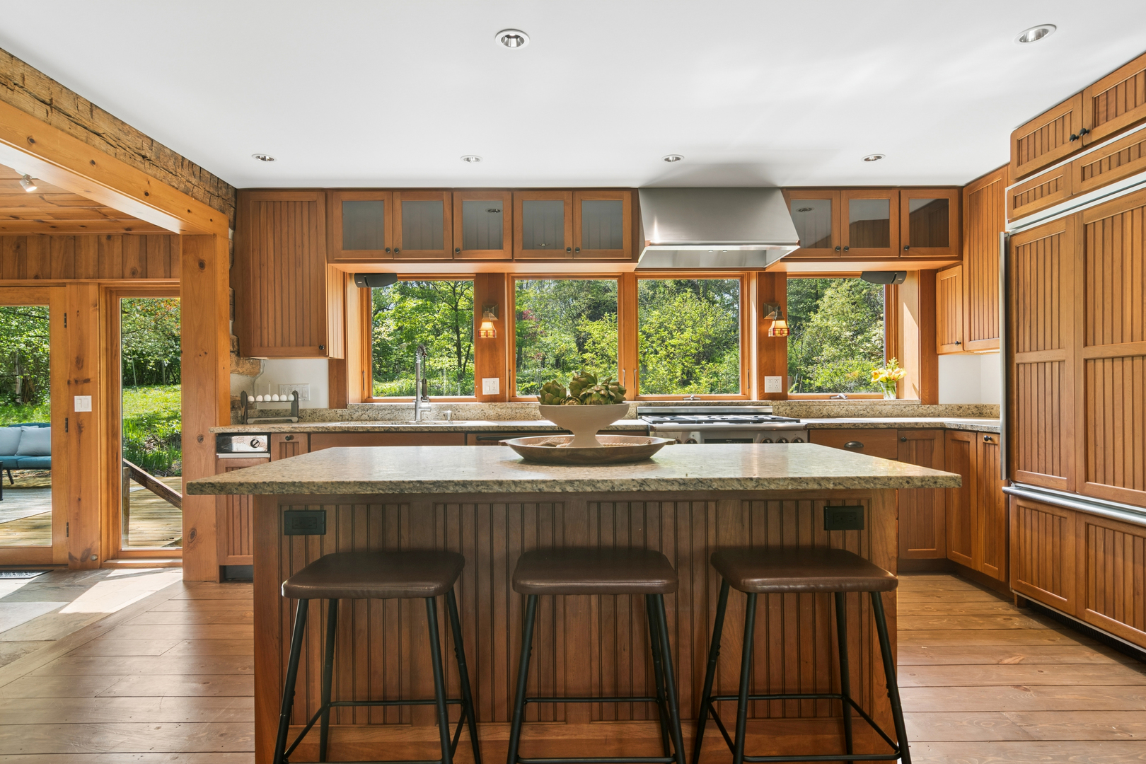62 E Surrey Lane