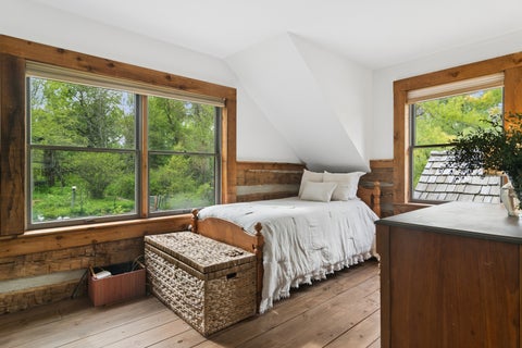 Tiny photo for 62 E Surrey Lane, Barrington Hills, IL 60010 (MLS # 12637748)