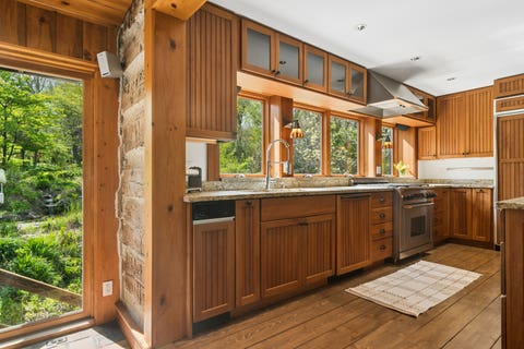 Tiny photo for 62 E Surrey Lane, Barrington Hills, IL 60010 (MLS # 12637748)