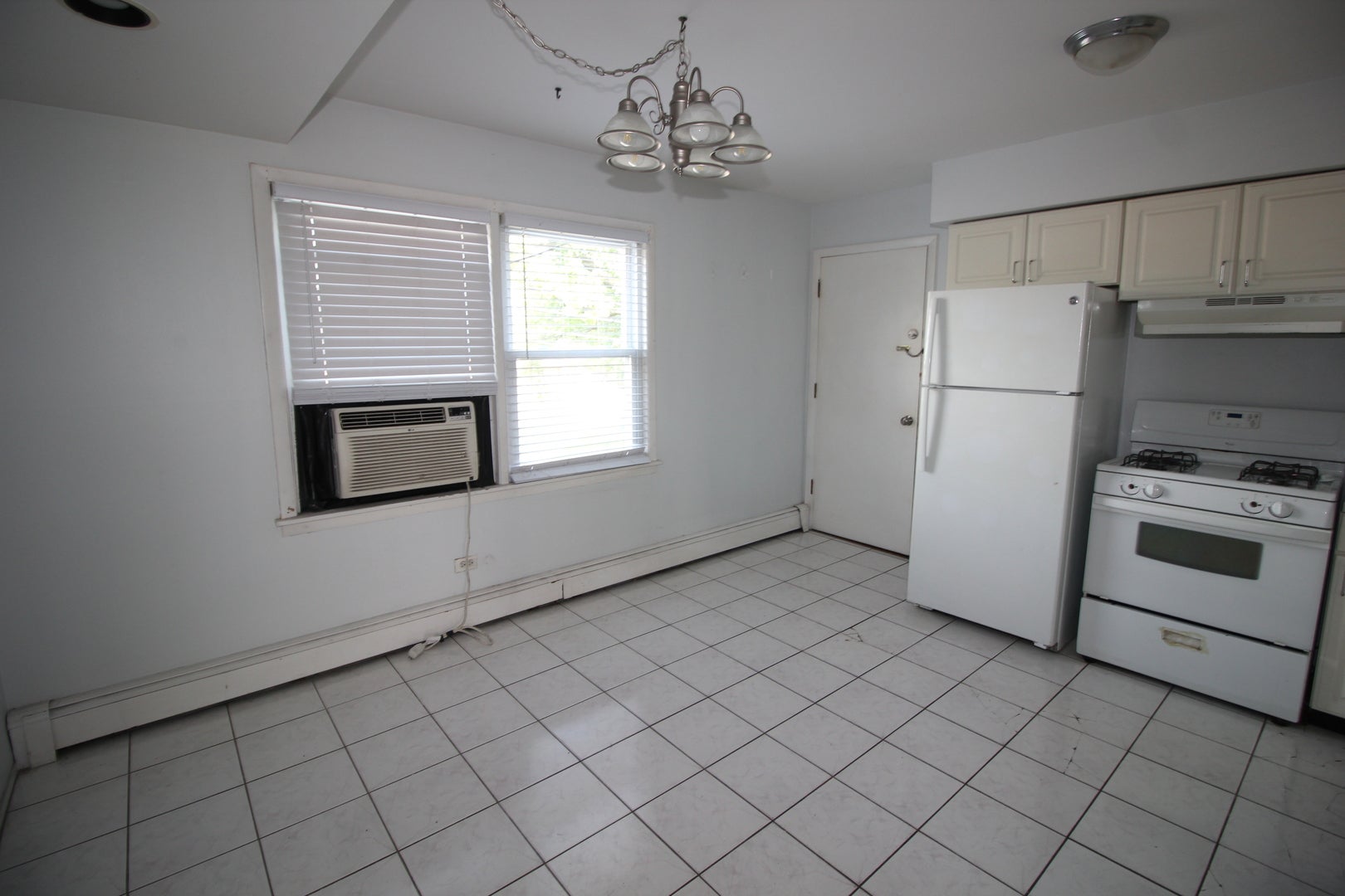 10741 S Pulaski Road 2C
