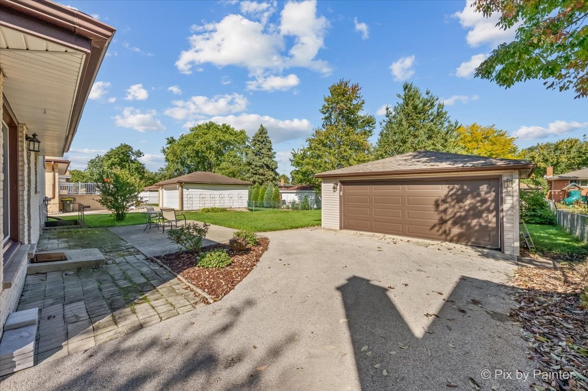 549 Forest Preserve Drive