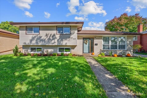 Photo of 549 Forest Preserve Drive, Wood Dale, IL 60191 (MLS # 12765300)