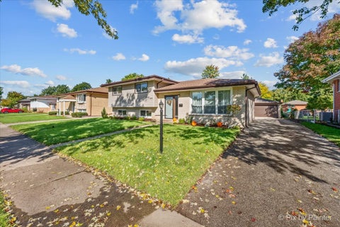 Tiny photo for 549 Forest Preserve Drive, Wood Dale, IL 60191 (MLS # 12765300)