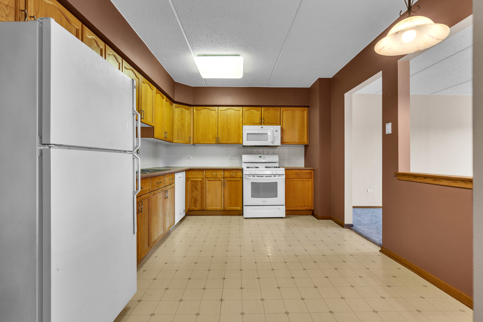1325 Perry Street 504