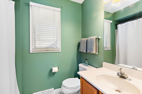 Tiny photo for 1606 Cypress Court, Hoffman Estates, IL 60169 (MLS # 12773922)