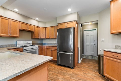 Tiny photo for 1606 Cypress Court, Hoffman Estates, IL 60169 (MLS # 12773922)