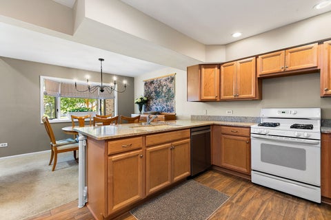 Tiny photo for 1606 Cypress Court, Hoffman Estates, IL 60169 (MLS # 12773922)