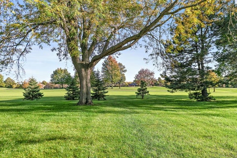 Tiny photo for 1606 Cypress Court, Hoffman Estates, IL 60169 (MLS # 12773922)