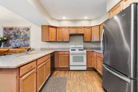 Tiny photo for 1606 Cypress Court, Hoffman Estates, IL 60169 (MLS # 12773922)