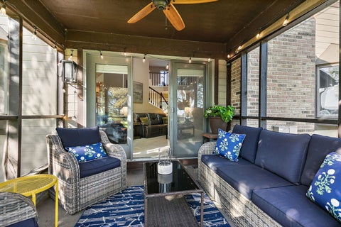 Tiny photo for 1606 Cypress Court, Hoffman Estates, IL 60169 (MLS # 12773922)