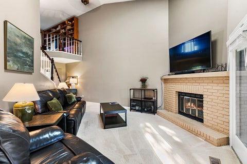 Tiny photo for 1606 Cypress Court, Hoffman Estates, IL 60169 (MLS # 12773922)