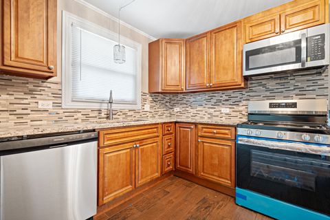 A home in Hazel Crest