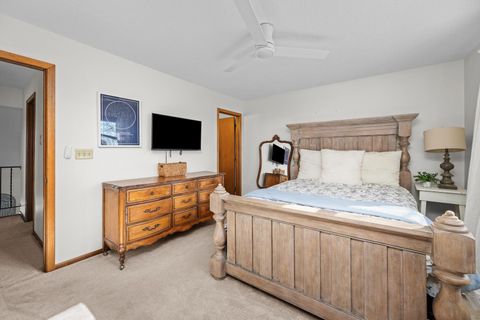 Tiny photo for 1037 Brookview Drive, Dewitt, IA 52742 (MLS # 100000673)