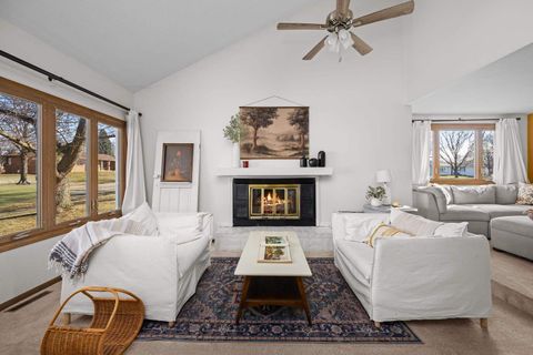 Tiny photo for 1037 Brookview Drive, Dewitt, IA 52742 (MLS # 100000673)