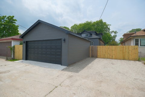 Tiny photo for 7625 S Clyde Avenue, Chicago, IL 60649 (MLS # 12791462)