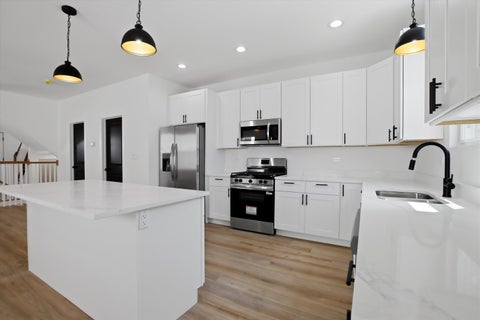 Tiny photo for 11436 S Yale Avenue, Chicago, IL 60628 (MLS # 12662091)