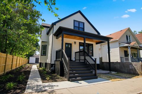 Photo of 11436 S Yale Avenue, Chicago, IL 60628 (MLS # 12662091)