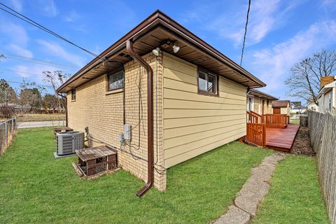 Tiny photo for 2100 Enoch Avenue, Zion, IL 60099 (MLS # 12590692)