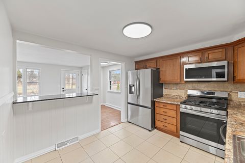 Tiny photo for 2100 Enoch Avenue, Zion, IL 60099 (MLS # 12590692)