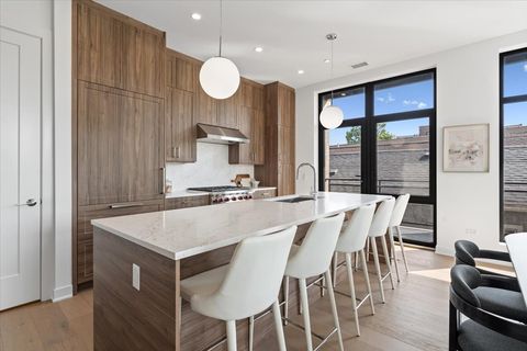 Tiny photo for 1340 W Chestnut Street #301, Chicago, IL 60642 (MLS # 12472455)