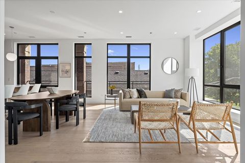 Tiny photo for 1340 W Chestnut Street #301, Chicago, IL 60642 (MLS # 12472455)