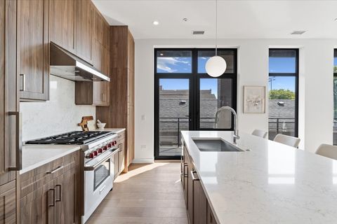 Tiny photo for 1340 W Chestnut Street #301, Chicago, IL 60642 (MLS # 12472455)