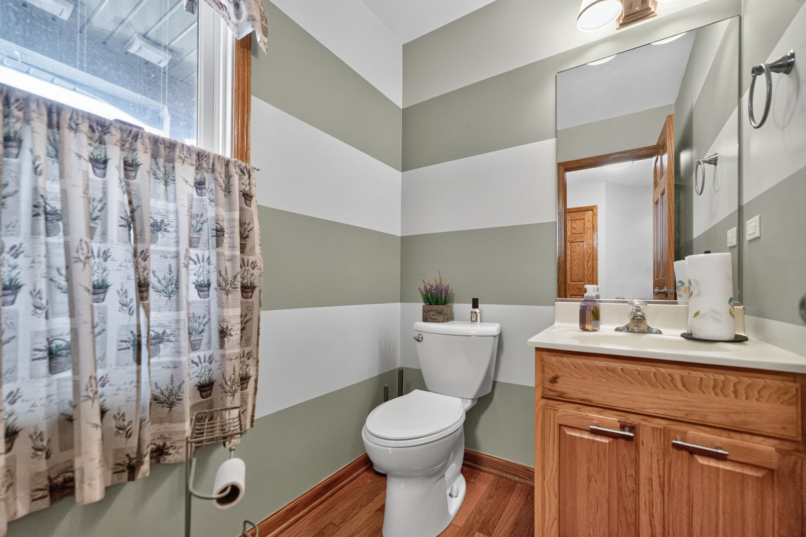 9 E South Avenue