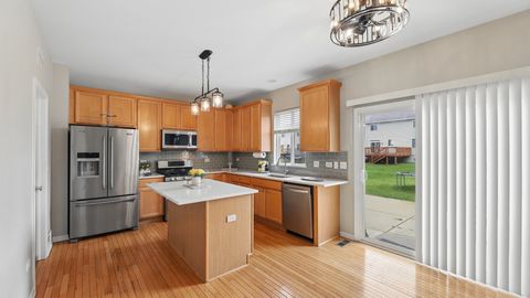 Tiny photo for 210 Honeysuckle Street, Bolingbrook, IL 60490 (MLS # 12608467)